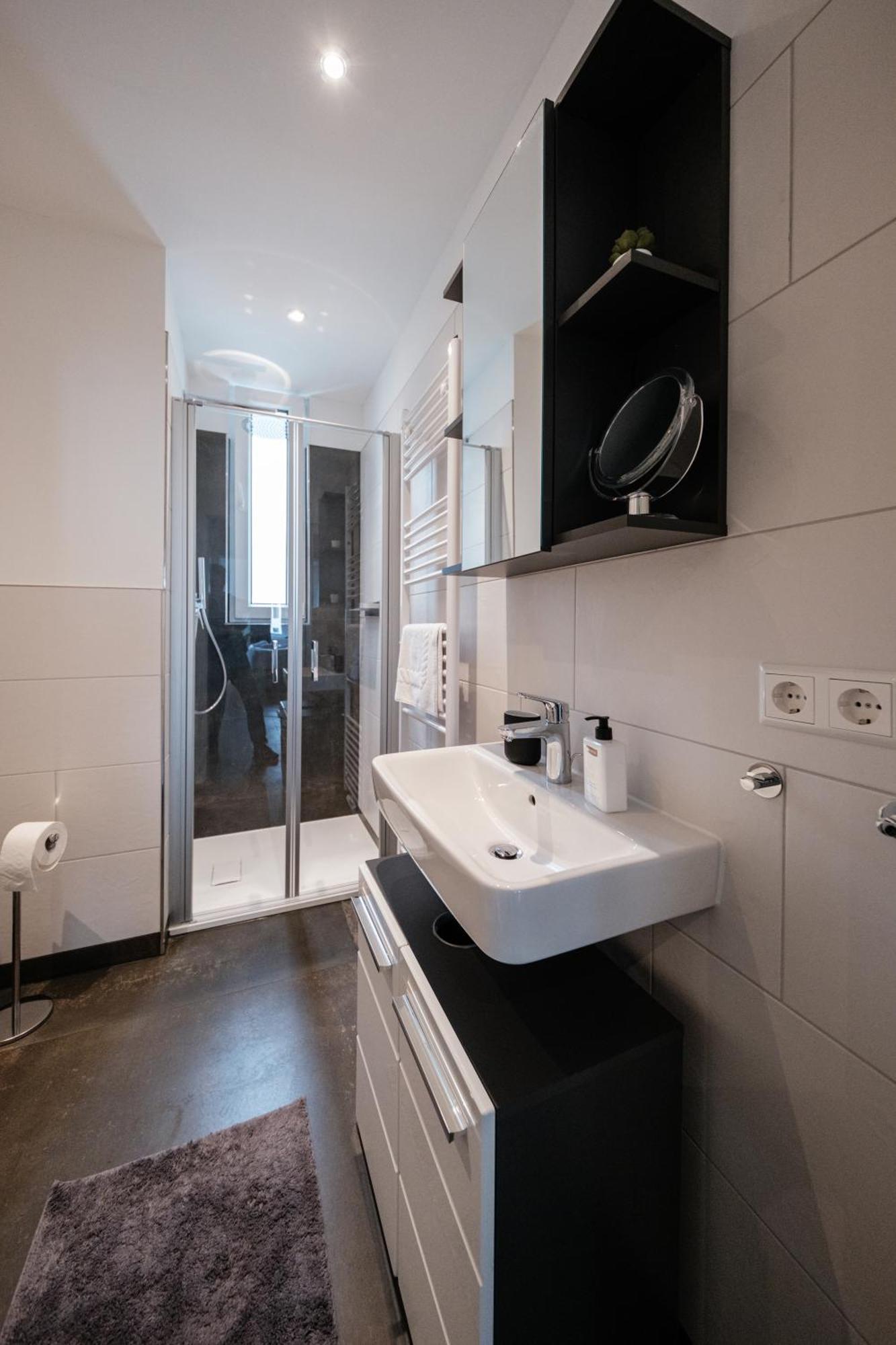 Gray Dream I Stilvoll Und Neu Apartment Hannover